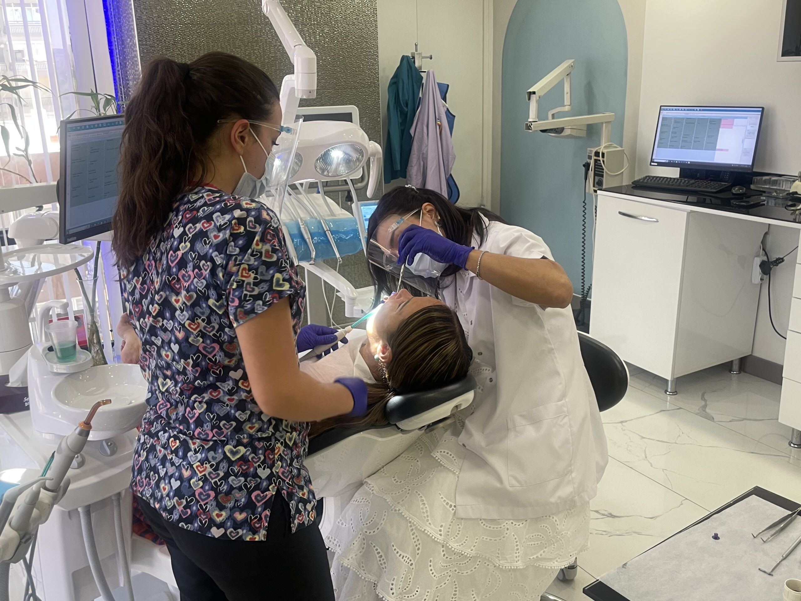 Teine päev esteetikareisil. Ravi esimene päev. 